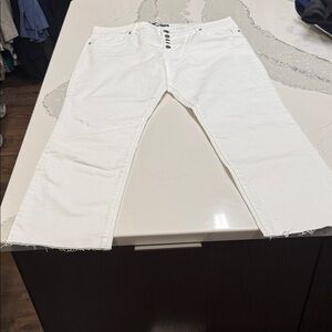 Kut from the Kloth White Denim Jeans Never Worn Button Fly 28” Inseam